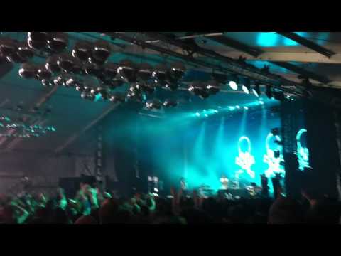 Modestep - Slow Hand (Pukkelpop 2011)