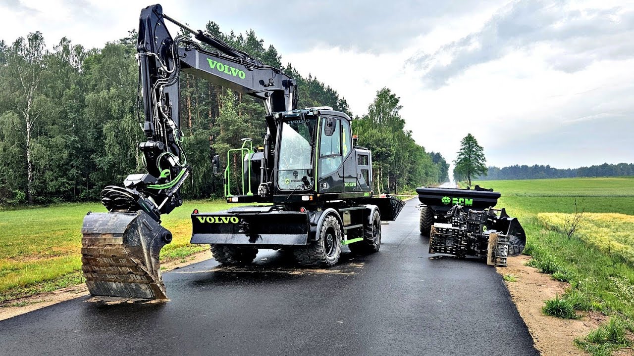 SQ od Steelwrist świetnie sprawdza się przy rozbiórce starego przepustu | Czarne Volvo EWR170E