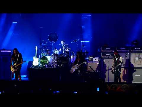 Hollywood vampires - Heroes (David Bowie cover) - live in Sofia, Bulgaria 2023