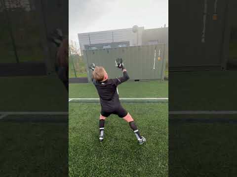 Reaction Training with the u11/12s 🔥🤯🧤 #asgkcoaching #goalkeepertraining #shorts
