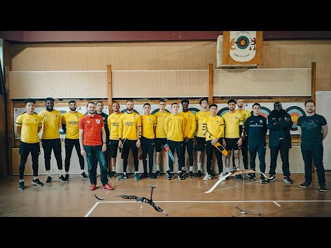 Les gardiens du FCSM s'essayent au tir à l'arc et à la carabine !