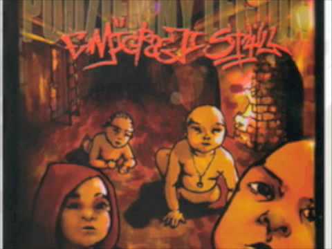 Podziemny Legion - Plyta chodzi po ulicach (2005)