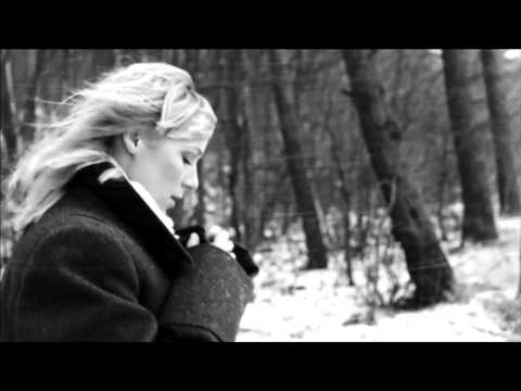 Lenna Kuurmaa - Mina Jään Official Video