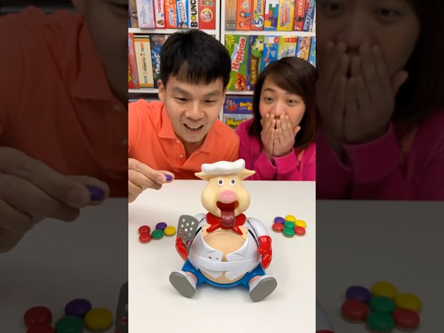 Vídeo relacionado con Goliath Games Battle of The Ages Family Games | para Mayores de 14 años | para 2-8 Jugadores