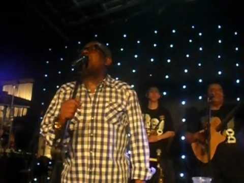 REINALDO............. PRINCIPE DO PAGODE NO CAFOFO 05/10/2012