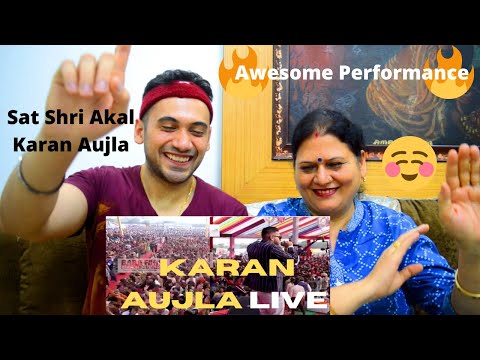 Akki and Mom Reaction - Dont Worry - Karan Aujla Live - BFGI Bathinda | Vibgyor 2020