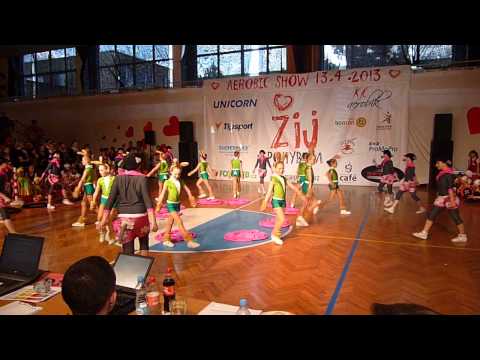 AT Angels - Jen počkej, zajíci!