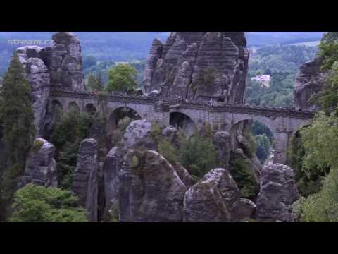 Skvělý tip na letní výlet: Nejstarší turistický most v Evropě je jen kousek od nás!