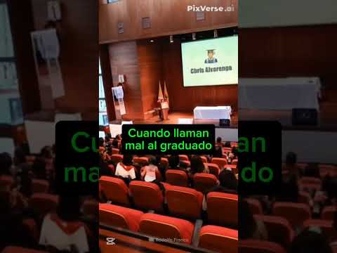 About degrees, hahaha 🤣🤣🤣 #alv #alvarenga #degrees #ceremony #university #mistake