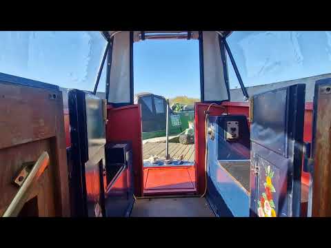 Kingfisher, 62ft Semi-Traditional built in 1997 by Reading Marine on a Colecraft shell. £51,950.