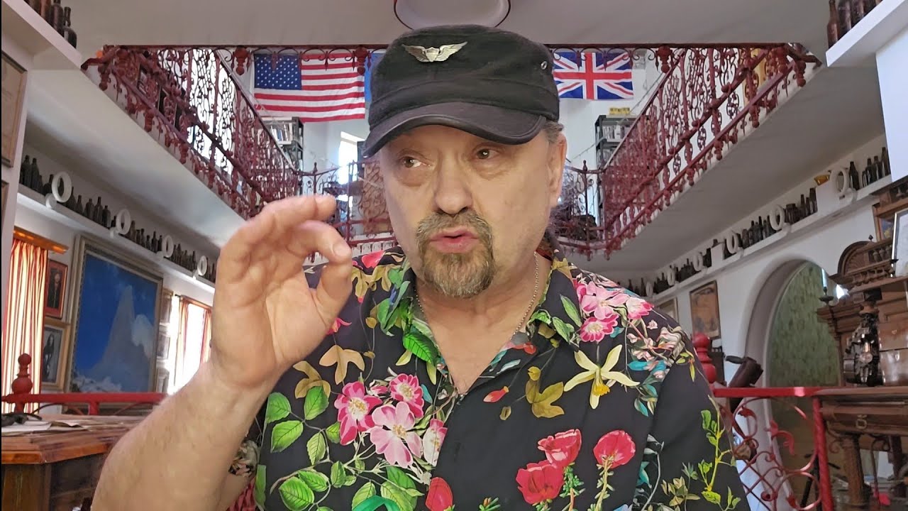 8 марта. Я за право женщины быть НЕРАВНОЙ,не работать,ездить на йогу на своём L