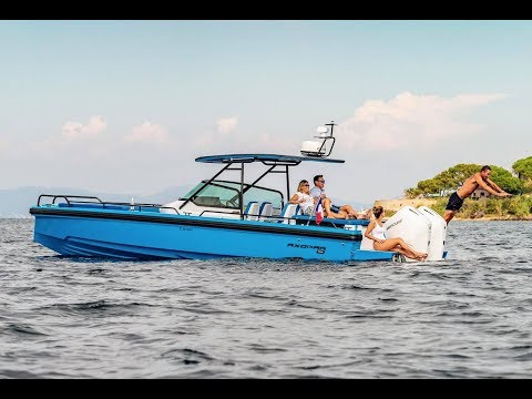 Axopar + Brabus line - 28 T-Top - Miami Blue