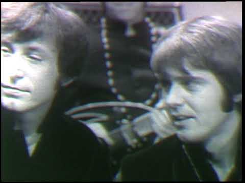 American Bandstand 1968- Interview Tommy Boyce and Bobby Hart