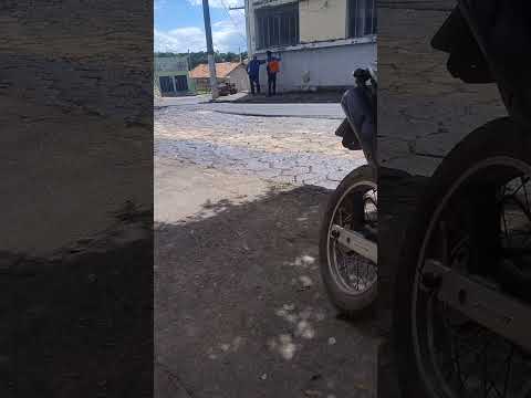 asfaltando as ruas de Arraias - TO