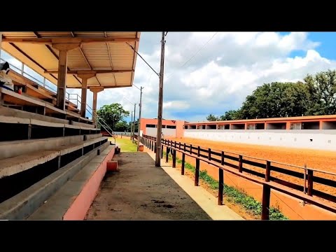 GRANDE PARQUE MUNICIPAL DE VAQUEJADA DE DIVINÓPOLIS DE GOIÁS 