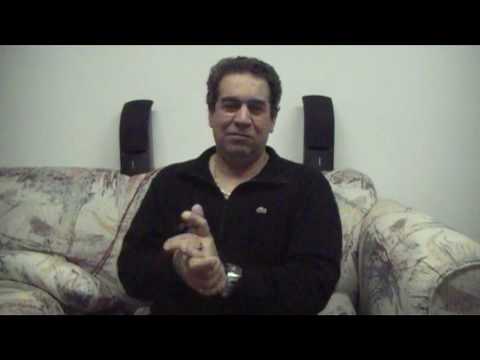 manualist plays stray cats - rock this town - on his hands!