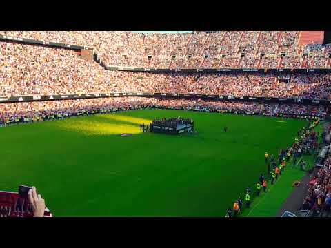 Himno de la Comunidad Valenciana - Celebración Copa del Rey 2019 - VALENCIA CF en Mestalla