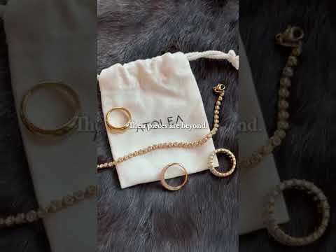 Accessories ad