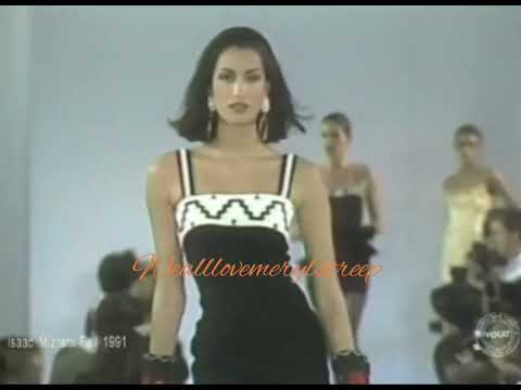 Yasmeen On The Runway - Isaac Mizrahi Fall/Winter 1991