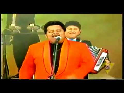 La chanchona de Arcadio  ...que se mueran los feo extender Dj predador