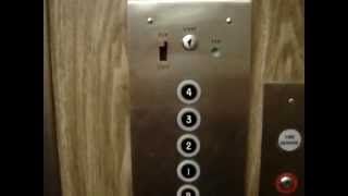 preview picture of video 'Antique dover hydraulic elevator @ Blackburn Science Building Murray State Universty Murray KY'