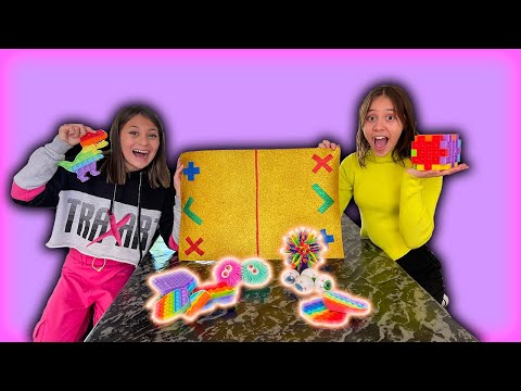 EXCHANGING FIDGET TOYS WITH BIANKINHA!