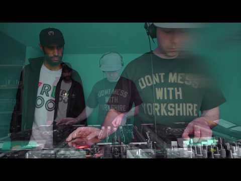 THE JUST JAM VAN TOUR SUMMER 2016 - SWING TING