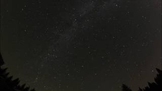preview picture of video 'Night Sky Time Lapse with Canon EOS 450D & Walimex 8mm f/3.5 Fisheye at SRO'