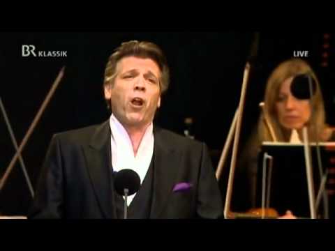 Thomas Hampson sings Dunkelrote Rosen