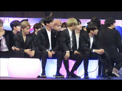 171201 MAMA in HK - Jungkook, V, Jin helping cameraman