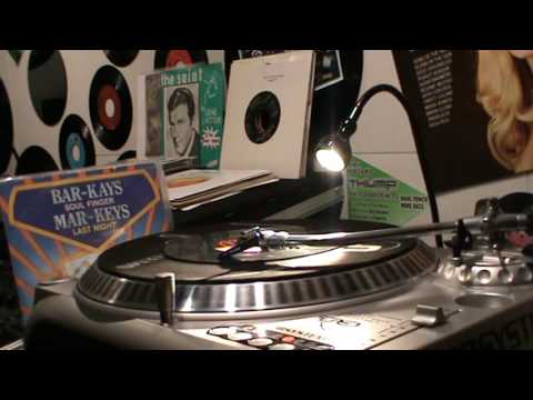 The Bar Kays ... soul finger