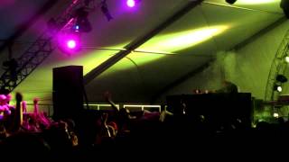 Gold Panda - Snow & Taxis (Live @ FYF Fest in Los Angeles, Ca 9.2.2012)