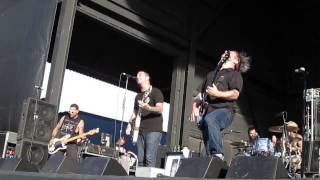 Bayside live Stuttering