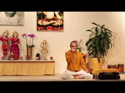 Fortgeschrittenes Pranayama mit Raphael - Yoga Vidya - Live 6:00 - 15.07.2021