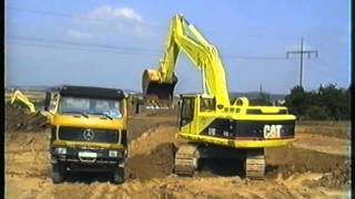 preview picture of video 'Caterpillar 350 LME Earthworks / F. Kirchhoff, A81 Engelbergtunnel, Leonberg, Germany, 1995.'