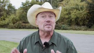 Behind The Reliant - Rusty Lee Thomas video