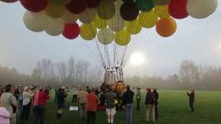 preview picture of video 'Jonathan Trappe's Cluster Balloon Take-Off from Caribou, Maine'