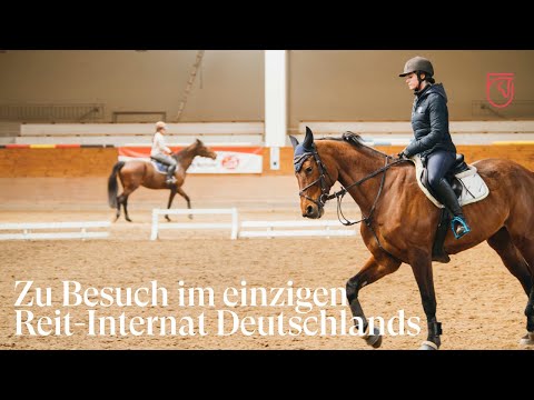 So lebt es sich in Deutschlands einzigem Reit-Internat