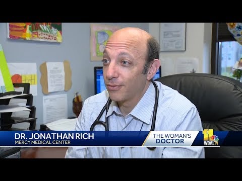 How Much Water Should I Drink Per Day? - Dr. Jonathan Rich - Mercy