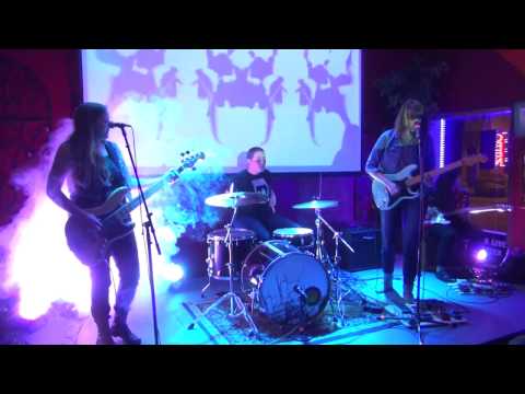 Honeycreeper - I Wanna Be Your Dog (Stooges cover)
