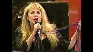 Stevie Nicks - Outside The Rain &amp; Dreams 08-14-1998 Woodstock
