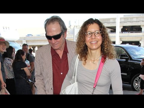 , title : 'Tommy Lee Jones Lets Lovely Wife Dawn Do The Talking At LAX'