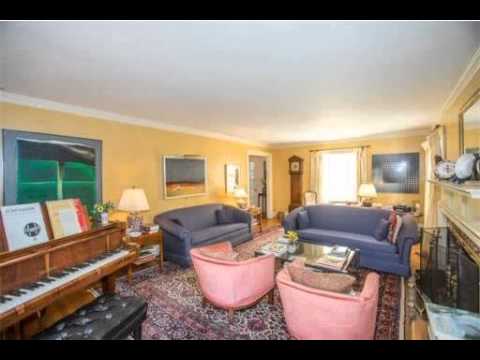 58 Lincoln Road, Wellesley, MA - Listed by Debi Benoit