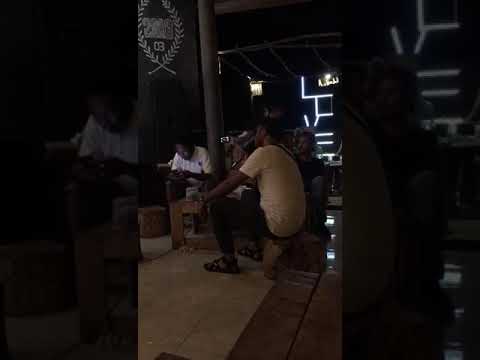 Tanya hati live Rayen Pono (eks Pasto) di Rumbul Cafe Sabu Raijua NTT
