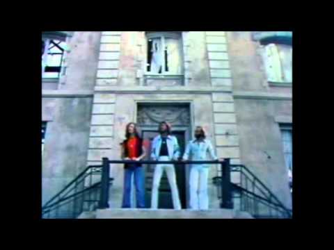 Stayin Alive vs Sun Don't Shine-Bee Gees vs Klangkarussell
