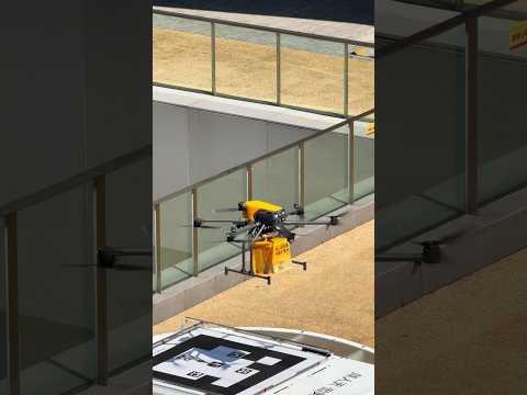 Drone giao hàng tự động nạp hàng và cất cánh chỉ trong 40 giây, không cần một bàn tay con người