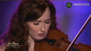 #CelticWoman #TaraMcNeill |  Celtic Woman - Love &amp; Honour | Solo de Tara McNeill • HD720p