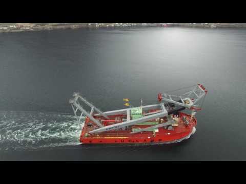Uglen crane ship in Sogndal
