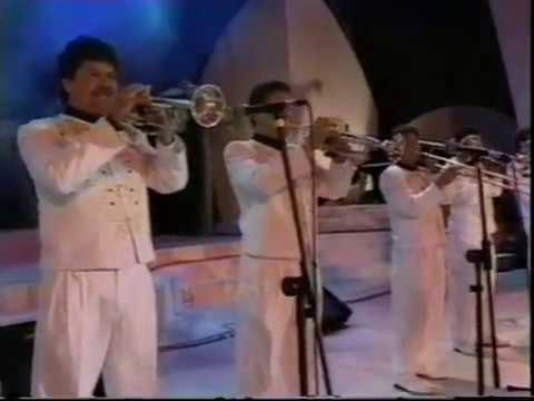 En barranquilla me quedo - Joe Arroyo - (hi-fi audio)