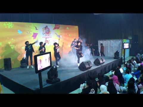 [TOPKPOP EXTRA LA PIAZZA] - COVER DANCE : SUPER D'VISION